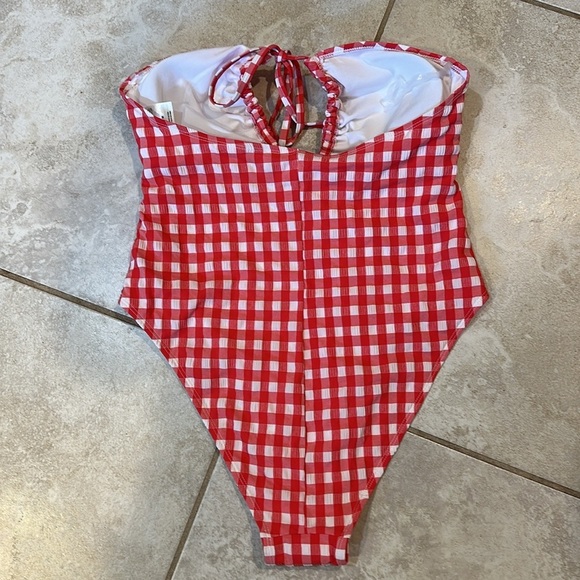 NEW! Wild Fable Red Gingham Checkered One-Piece Halter Swimsuit M bathing suit - Picture 5 of 8